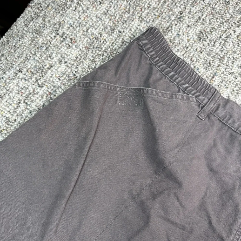Cabelas Shorts Mens 48 Cargo Hiking Outdoors Elastic Waist Cotton Gray
